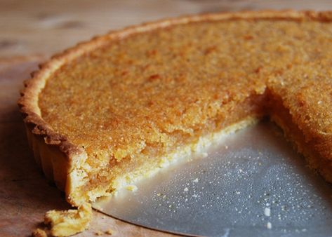 11 comforting things to make with stale bread - Expert Home Tips Stale Bread Recipes, Gluten Free Comfort Food, Treacle Tart, Gluten Free Pastry, Cooking A Roast, Leftover Bread, Gluten Free Recipe, Bread And Butter Pudding, Stale Bread