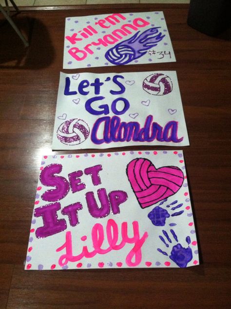 Volleyball posters for senior night Senior Signs, Volleyball Senior Night Gifts, Stuco Ideas, Volleyball Signs, Night Volleyball, Softball Posters, School Spirit Posters, Cheer School, Dig Pink