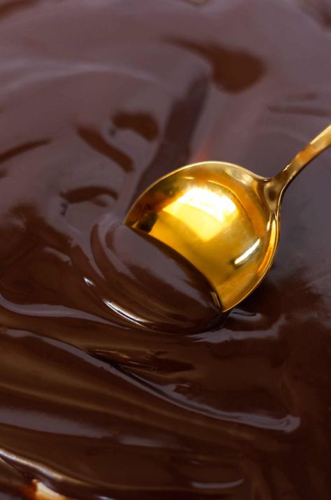 How to Thicken Chocolate Ganache (Quick & Easy) Easy Ganache Recipe Without Heavy Cream, Ganache Without Heavy Cream, Chocolate Ganache Using Cocoa Powder, Getting Thick, Thick Chocolate Ganache, Pourable Chocolate Ganache, Whipped Chocolate Ganache, Salted Caramel Cookies, Milk Chocolate Ganache