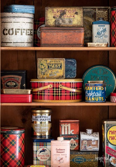 Rough Hewn Wood, Boston Tea, Vintage Baking, Talcum Powder, Santa Mugs, Tea Tins, Home Decorating Ideas, Flavored Tea, Vintage Tins