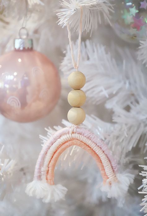 A Bubbly LifeDIY Macrame Rainbow Ornaments - A Bubbly Life Macrame Rainbow Ornament, Rainbow Christmas Ornaments, Diy Rainbow Ornament, Diy Tassel Ornaments, Rainbow Ornaments Diy, Yarn Ornaments Diy, Macrame Ornaments Diy, Diy Yarn Ornaments, Yarn Ornaments