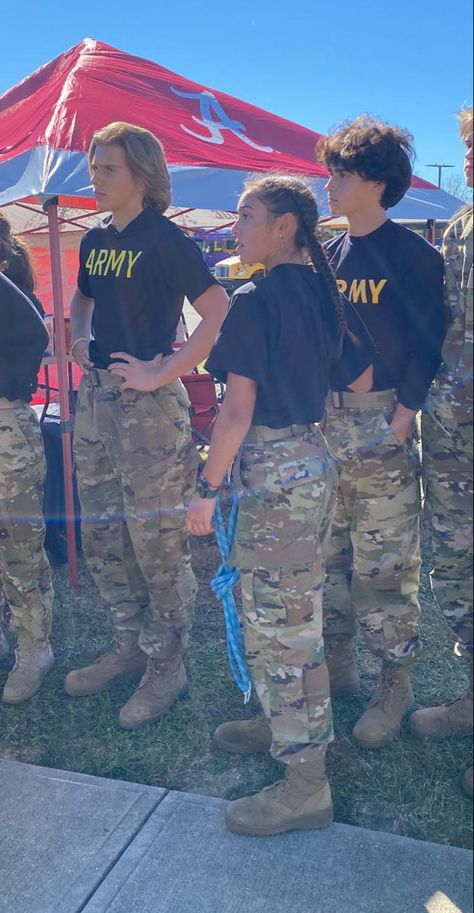 College Rotc Army, Female Army Soldier Aesthetic, Army Asethic, Army Nurse Aesthetic, Military Aesthetic Female, National Guard Aesthetic, Us Army Aesthetic, Army Cadets Aesthetic, Jrotc Aesthetic High School