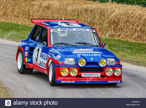 Descargar esta imagen: 1985, el Renault 5 Turbo Maxi rally de coches con chofer Jean Ragnotti al 2017 Festival de Velocidad de Goodwood, Sussex, Reino Unido. - JPWNFC de la biblioteca de Alamy de millones de fotografías, ilustraciones y vectores de alta resolución. Renault 5 Turbo, Renault Alpine, Goodwood Festival Of Speed, Festival Of Speed, Car Wrap Design, Rally Cars, Hill Climb, Indy Cars, Rally Car