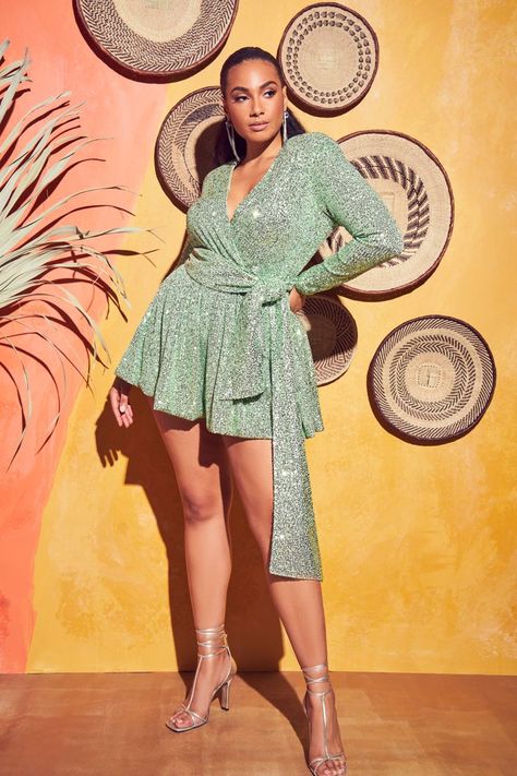 Dress With Pleated Skirt, Tie Women, Sequin Rompers, Plus Size Designers, Party Looks, Happy Hour, Pleated Skirt, Plus Size Dresses, Floor Length