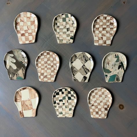 Jasmine Cardenas is a Canadian-Ecuadorian multidisciplinary artist, working in sculptural painting, collage, and installation. As an... Ceramic Dish Set, Pottery Patterns, Artist Working, Hamilton Ontario, Clay Studio, Ceramic Spoon Rest, Spoon Rests, Painting Collage, Pottery Classes