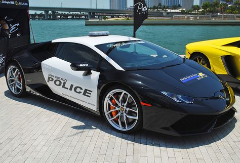 Pace Car  provided by Prestige Imports for the 2015 Florida Tour de Force Bicycle Race between Miami and Daytona. Police Lamborghini, Police Car Pictures, Police Car Lights, Sports Cars Lamborghini, Police Truck, Cop Cars, Police Vehicles, Cars Usa, Lamborghini Cars