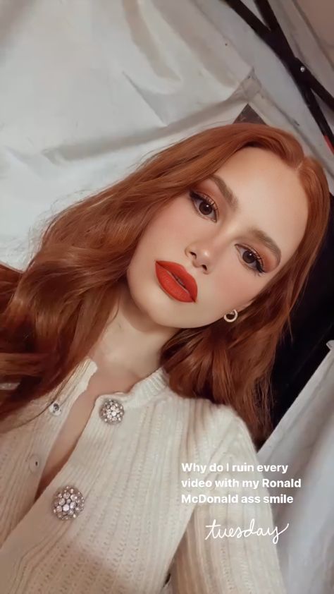 Soft Autumn Makeup, Cheryl Blossom Aesthetic, Natural Red Hair, Beautiful Red Hair, Cheryl Blossom, Copper Hair, Hair Stylist Life, Haircuts With Bangs, Celebrity Look