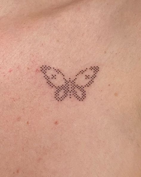 Pointilism Tattoos Design, Dotted Tattoo Design, Dot Art Tattoo, Dotted Tattoo, John Yuyi, Dotwork Tattoo Design, Thread Tattoo, Tattoo Dots, Butterfly Flash