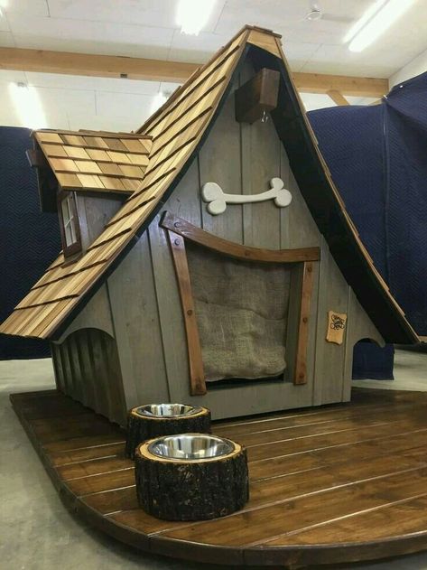 Dog house Dog House Painting Ideas, Doghouse Diy Outdoor, Dog House Diy Plans, Doghouse Ideas, Fancy Dog Houses, Dog House Ideas, Pallet Dog House, Pallet Dog Beds, Indoor Dog House