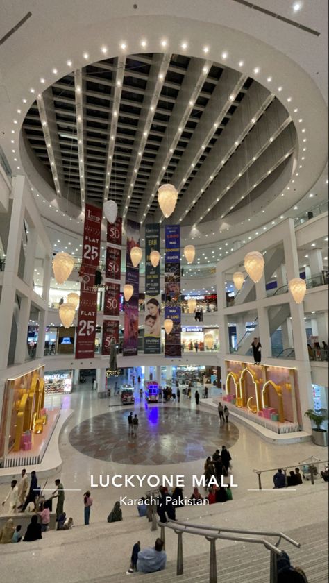 Karachi Malls Snaps, Luckyone Mall Karachi Snap, Mall Snapchat Story, Luckyone Mall Karachi, Mall Snaps, Karachi Snaps, Lucky One Mall Karachi, Karachi Aesthetic, Korean Heart Aesthetic