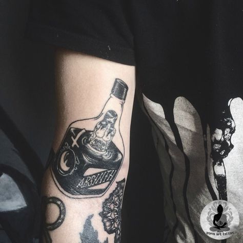 #somaarttattoo #tattoo #sketch #tattooer #alcohol #absinth #drunk #drink Absinthe Tattoo, Alcoholic Tattoo, Tattoo Sketch, Absinthe, Skull Tattoo, Tatting, Art Tattoo, Sketch, Tattoos