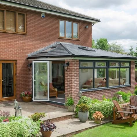 Conservatory Extension, Garden Room Extensions, House Extension Plans, Roof Extension, Room Extensions, Sunroom Designs, Enclosed Patio, House Extension Design, Porch Design