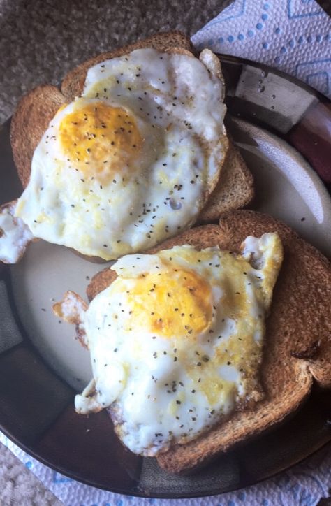 Fried eggs on toast Fried Egg Aesthetic, Joe Pera, Fried Egg On Toast, Egg On Toast, Eggs And Toast, Eggs On Toast, Amazing Food Platters, Eggs Breakfast, Raisin Bread