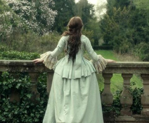 Period Piece, Royal Aesthetic, Princess Core, Princess Aesthetic, Story Inspiration, Historical Fashion, Jane Austen, Writing Inspiration, Victorian Era