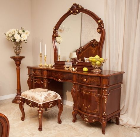 Dressing Table Ideas, Retro Objects, Dressing Room Mirror, Victorian Vases, Dressing Table With Drawers, Bridal Shower Desserts, Latest Living Room Designs, Room Mirror, Indian Home Design