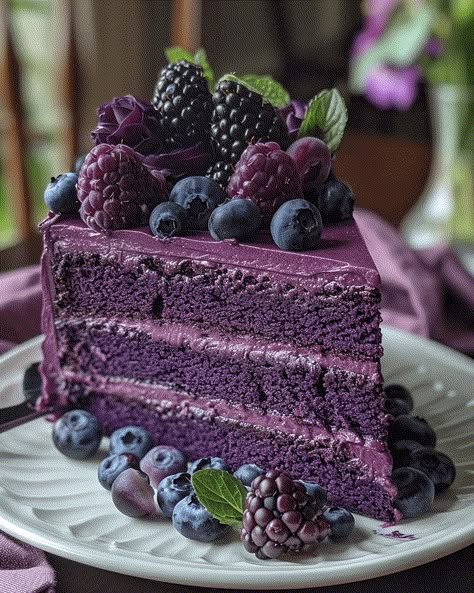 Purple Velvet Cake, Purple Velvet Cakes, Velvet Cakes, Mcleod's Daughters, Velvet Cake Recipes, Purple Food, Purple Cakes, Dessert Cakes, Chocolate Cream Cheese