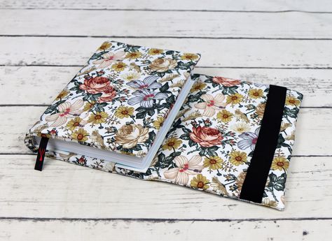 Wrap Around Book Cover, Sew Book Cover, Adjustable Book Cover, Sewn Book Cover, Book Cloth Cover, Cover A Notebook With Fabric, Book Fabric Cover, Book Cover Fabric, Book Cover Protector