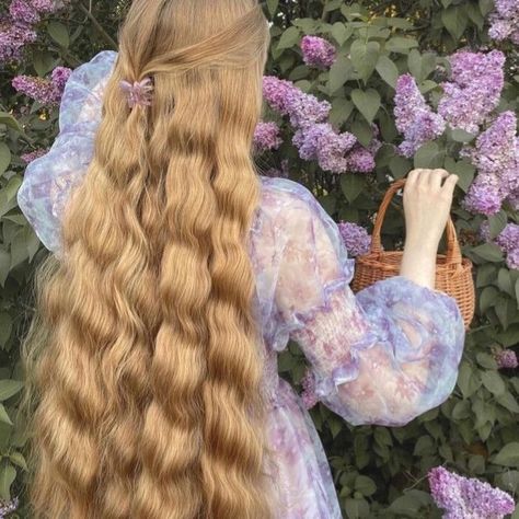 Rapunzel Moodboard, Barbie Marathon, Rapunzel Outfit, Tangled Aesthetic, Rapunzel Aesthetic, Real Life Rapunzel, Rapunzel Dress, Rapunzel Tangled, Disney Princesses And Princes