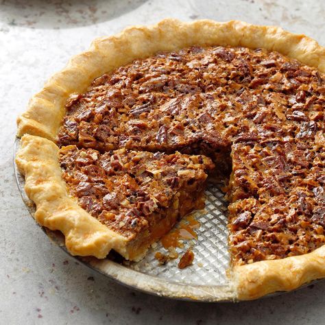 Caramel Pecan Desserts, Pioneer Woman Pecan Pie, Texas Pecan Pie, Caramel Pecan Pie, Pecan Desserts, Derby Pie, Best Pecan Pie, Pecan Cheesecake, Pie Pops