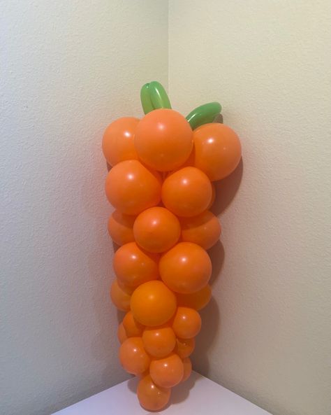 2ft Carrot balloon decor for Easter Carrot Balloon, Easter Balloon Decor, Decor For Easter, Balloon Decor, Balloon Decorations, Balloons, Easter