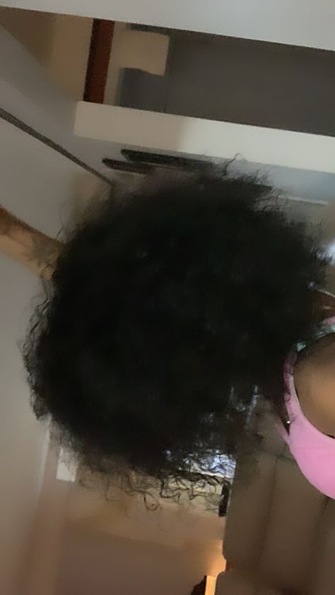 Curly Hair No Face, Covering Face Pose, Pretty Selfies No Face, Natural Hair Aesthetic, No Face Pictures, Hair No Face, No Face Photos, Hair Braid Patterns, Pressed Natural Hair