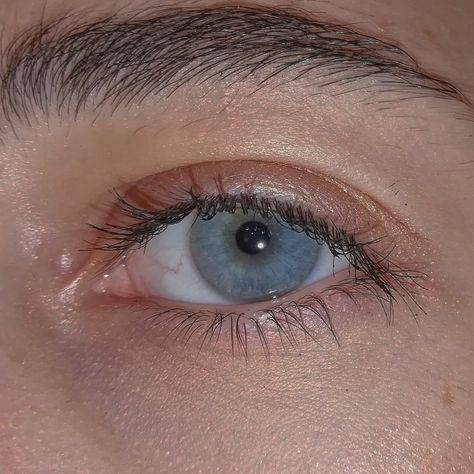 Venti Realistic, Light Blue Eyes Male, Eyes Aesthetics, Eyes Practice, Blue Eyes Aesthetic, Eros And Psyche, Eye Facts, Light Blue Eyes, Blue Eyed Men