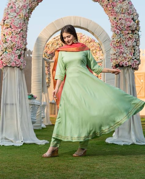 Designer Suit Set for Women | Indian Fashion | Pista Green Kurti, Kurti Dupatta Set, Green Kurti, Kurti Dupatta, Pista Green, Styling Tricks, Kurtas For Women, Plain Pants, Antique Jewellery Online