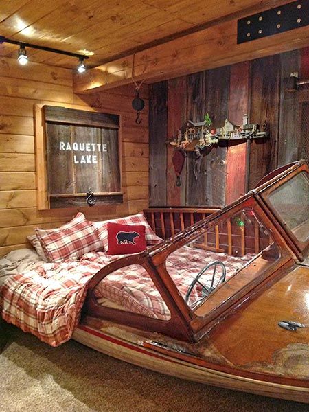 Noteworthy upcycle ideas from readers like you Salvage Projects, Boat Bed, Koti Diy, Automotive Furniture, Cool Beds, Cabin Ideas, Cabin Decor, My New Room, Boys Room