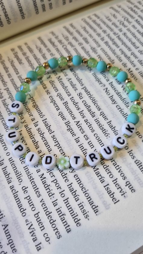 Debut Bracelet Ideas, Taylor Swift Debut Bracelet Ideas, Eras Tour Bracelets Clay Beads, Our Song Bracelet, Era Tour Bracelets Ideas, Debut Friendship Bracelet, Ts Bracelet Ideas, Eras Bracelet, Swiftie Bracelets