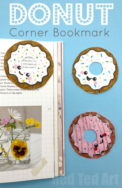 Donut Corner Bookmark Design. Kawaii Doughnut Bookmark. How to make an origami bookmark #bookmarks #donuts #cornerbookmarks Ks2 Art Club Ideas, Donut Crafts For Kids, Donut Crafts, Cute Doughnut, Donut Craft, Make A Bookmark, Bookmark Easy, Kawaii Donut, Diy Donut