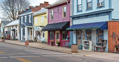 This Tiny Walkable Town In Ohio Is The Perfect Day Trip For Families Day Trips In Ohio, Family Beach Trip, Boarding House, Living Museum, Patent Art, The Perfect Day, Vacation Places, Local Guide, Hotel Restaurant