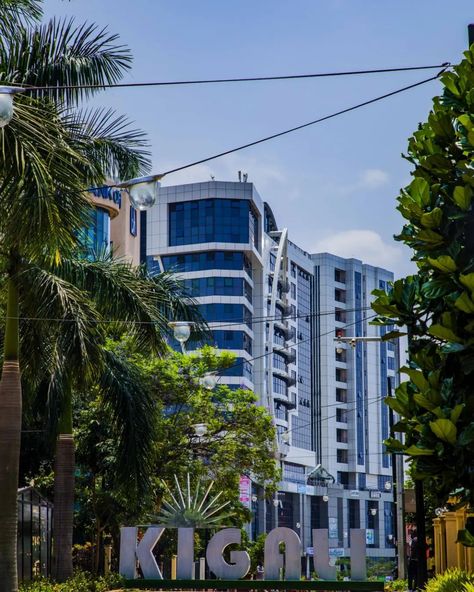 Exploring the city of #kigali . . . . . . #bestoftheday #bestphoto #streetphotography © 2024 Shalom Nshuti Africa Travel, Street Photography, Cool Photos, The City, Travel