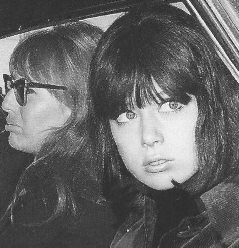 Cynthia Lennon & Pattie Boyd (Pattie trying to disguise herself in dark wig--Cyn tried this, too, to no avail) George Beatles, Maureen Starkey, George Harrison Pattie Boyd, Cynthia Lennon, Beatles Girl, Jane Asher, Pattie Boyd, Beatles George Harrison, Beatles George