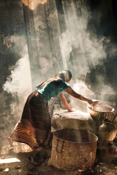 The Baker Inle Lake, History Art, Hur Man Målar, Cooking Food, People Of The World, 인물 사진, Incredible India, Photojournalism, Beautiful Photography