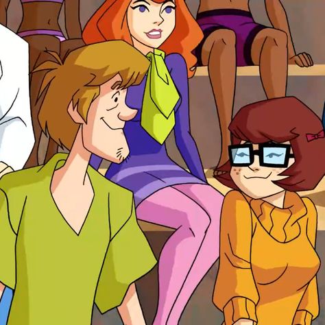 Shaggy X Velma Fanart, Shaggy And Velma, Velma Scooby Doo, Scooby Doo Pictures, Scooby Doo Mystery Inc, Shaggy Rogers, Scooby Doo Images, Scooby Doo Mystery Incorporated, Daphne And Velma