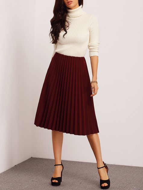 Maroon Pleated Skirt Outfit, Maroon Skirt Outfit, Burgundy Skirt Outfit, Ladies Frock Design, Rectangle Body Shape Outfits, Pleated Skirt Outfits, Burgundy Midi Skirt, Rok Midi, Lilac Blouse