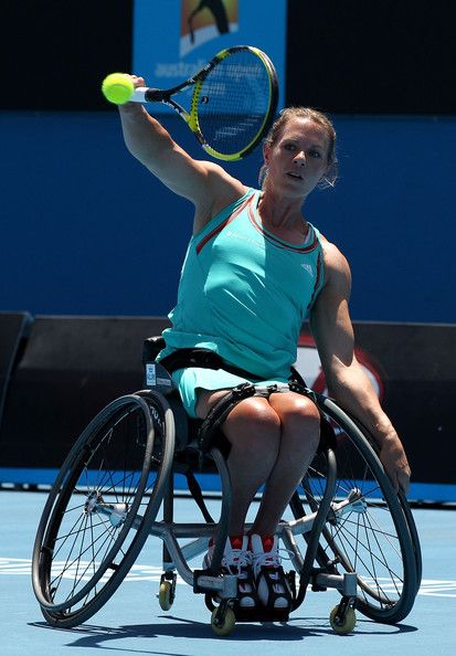 The world’s #1 ranked wheelchair player- since April 6, 1999: Tennis Champion Esther Vergeer at the 2012 Australian Open Olympic Ice Skating, Sports Look, Wheelchair Sports, Adaptive Sports, Wheelchair Women, American Athletes, Tennis Champion, Wheelchair Friendly, Sports Aesthetic