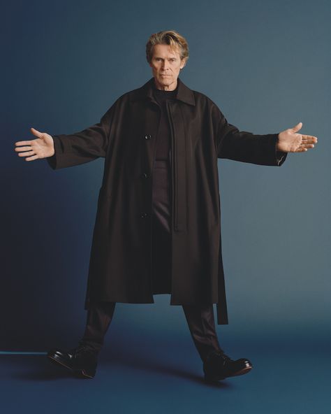 post magazine oct 2021 Casual Photoshoot, Funny Poses, Willem Dafoe, Grad Photoshoot, Williams James, Normal Guys, Standing Poses, Human Poses Reference, Photoshoot Inspo