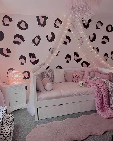 Leopard Room, Luxury Duvet Cover, Kids Interior Design, Pink Bedroom Decor, Luxury Duvet Covers, Pink Bedrooms, Nursery Baby Room, Big Girl Rooms, Pink Bedroom