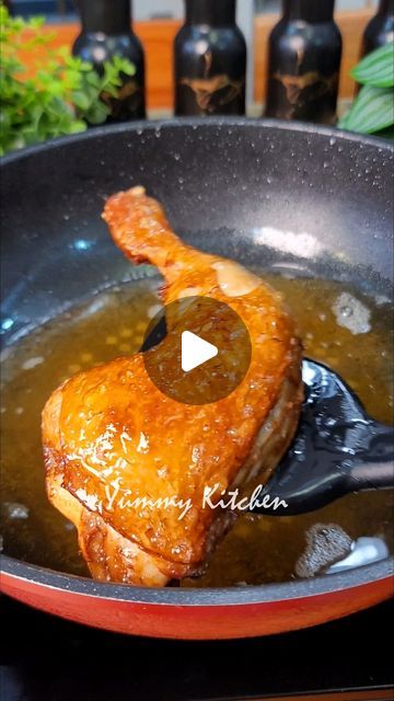 Fried Chicken Chinese Style, Soy Fried Chicken, Chinese Style Chicken, Chicken Chinese, Yummy Kitchen, Filipino Style, Tandoori Masala, Chicken Thigh Recipes Baked, Chicken Food