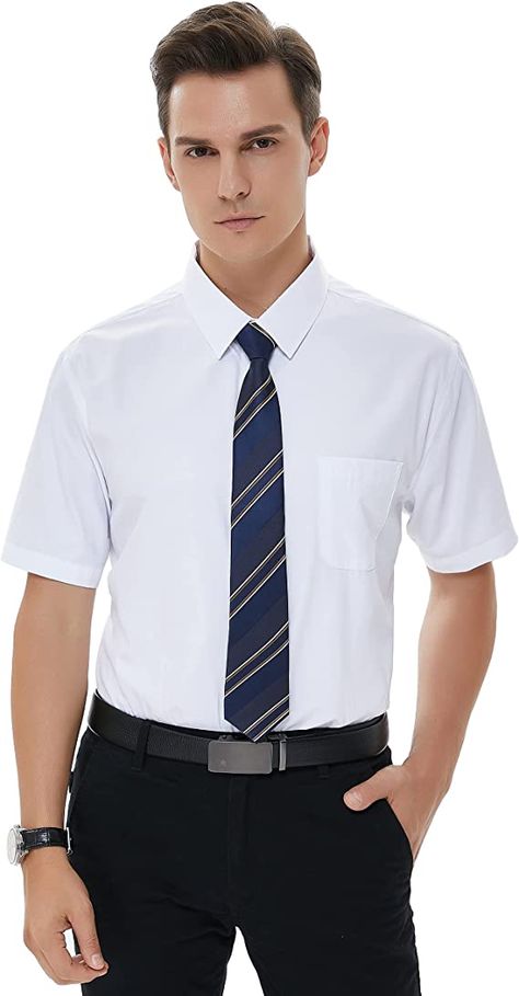 Short Sleeve Dress Shirt Men Outfits, Short Sleeve Shirt Outfit, Business Casual Attire For Men, Formal Dresses For Men, Lecture Hall, Male Faces, Office Man, Office Men, Office Shirt