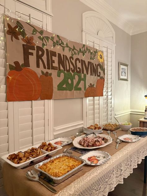 poster, fall, thanksgiving, friendsgiving Friendsgiving Aesthetic Outside, Simple Friendsgiving Decor, Cozy Thanksgiving Aesthetic, Spooky Sleepover, Cozy Friendsgiving, Friendsgiving Aesthetic, Friendsgiving Feast, Girls Night Ideas, Friendsgiving Dinner Party