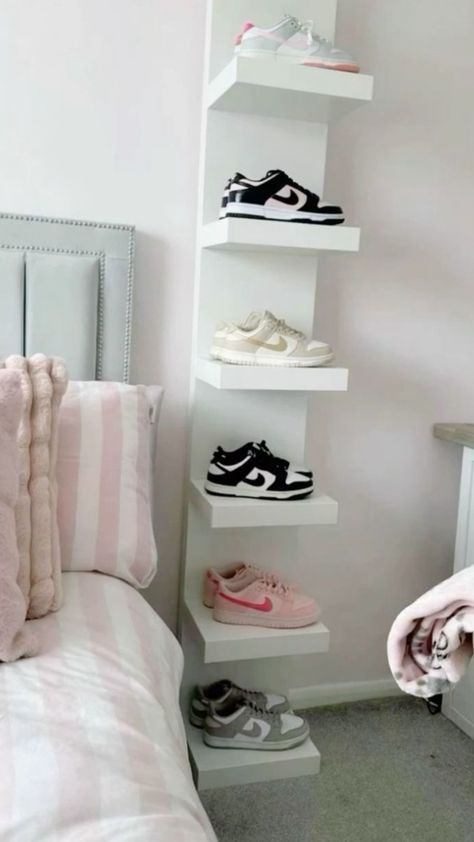 Room Organization Bedroom, White Room Decor, Luxury Room Bedroom, Room Redesign, Vanity Room, Preppy Room Decor, Girly Room, Shoe Shelf, Preppy Room