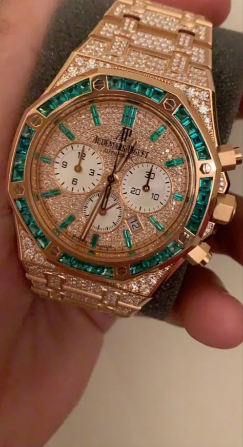 Expensive Watches For Men Luxury, Expensive Watches For Men, Most Expensive Watches, Gold Watches For Men, Doflamingo Wallpaper, Diamond Watches Women, Logam Mulia, Fancy Watches, Diamond Watches For Men