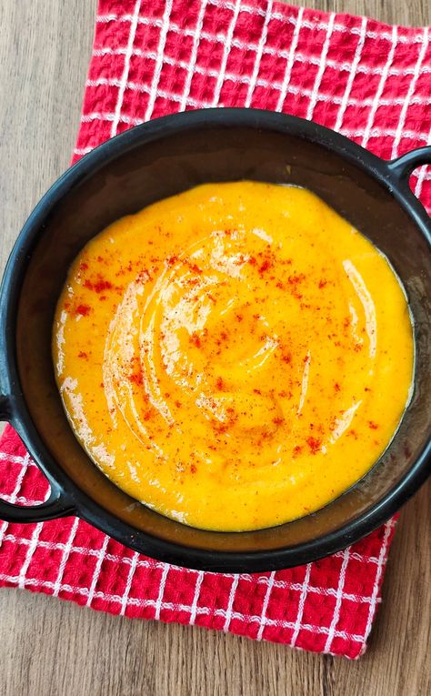 Ripe Mango Dip| Mango Chilli Sauce – The World Through My Eyes Siracha Sauce, Dumpling Sauce, Yoghurt Dip, Vegetarian Platter, Jalapeno Dip, Chili Dip, Chili Mango, Ripe Mango, Mango Sauce