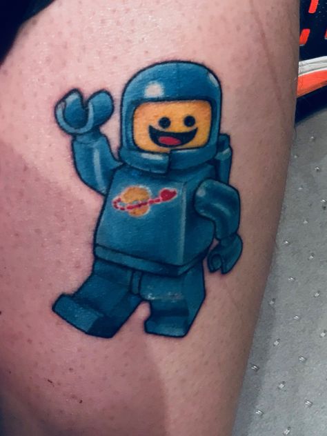 Marvel Tattoo Ideas, Lego Spaceman, Lego Tattoo, Gamer Art, Johnny Thunders, Birthday Tattoo, Movie Tattoo, Marvel Tattoos, Hand Tattoos For Guys