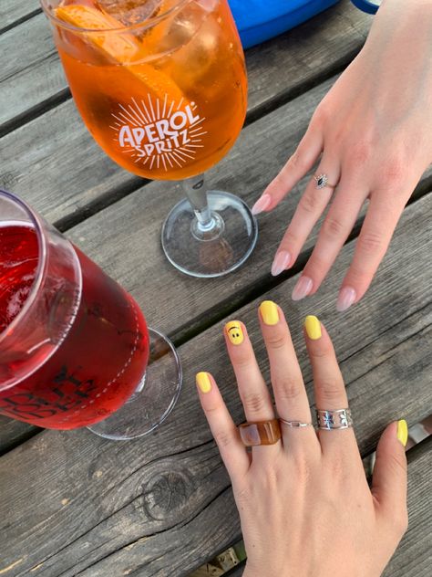 Aperol Nails, Yellow Smiley Face Nails, Two Types Of Friends, Aesthetic Bucket List, Smiley Face Yellow, Types Of Friends, Rings Summer, Drinks Friends, Nail Painting