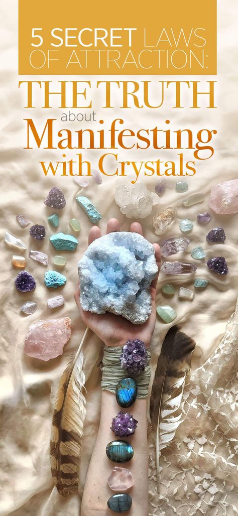 5 Secret Laws of Attraction: The Truth About Manifesting with Crystals – Giardinoblu Wearing Crystals, Witchy Crystals, Laws Of Attraction, Love Abundance, Manifestation Miracle, Attract Love, Eclectic Witch, Crystal Power, Meditation Crystals