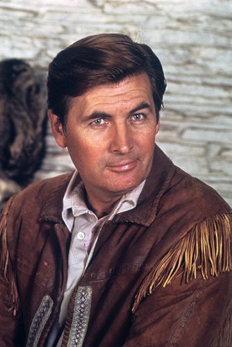 Fess Parker, Old Yeller, Clint Walker, Ben Johnson, Davy Crockett, Daniel Boone, Tv Westerns, Classic Television, Jesse James