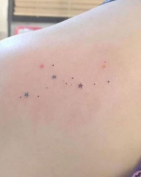 Confetti Tattoo, Collarbone Tattoos, Tattoos For Men And Women, Small Girly Tattoos, Magic Runes, Star Tattoo Designs, Small Pretty Tattoos, Cute Little Tattoos, Cute Tiny Tattoos